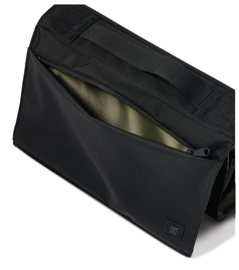Travel Roll Black