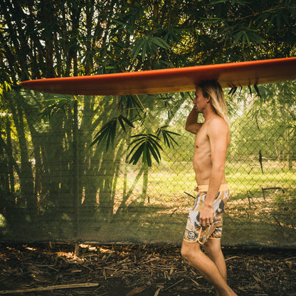 Stretch Bruja Boardshorts: Monstera Mash: Citron