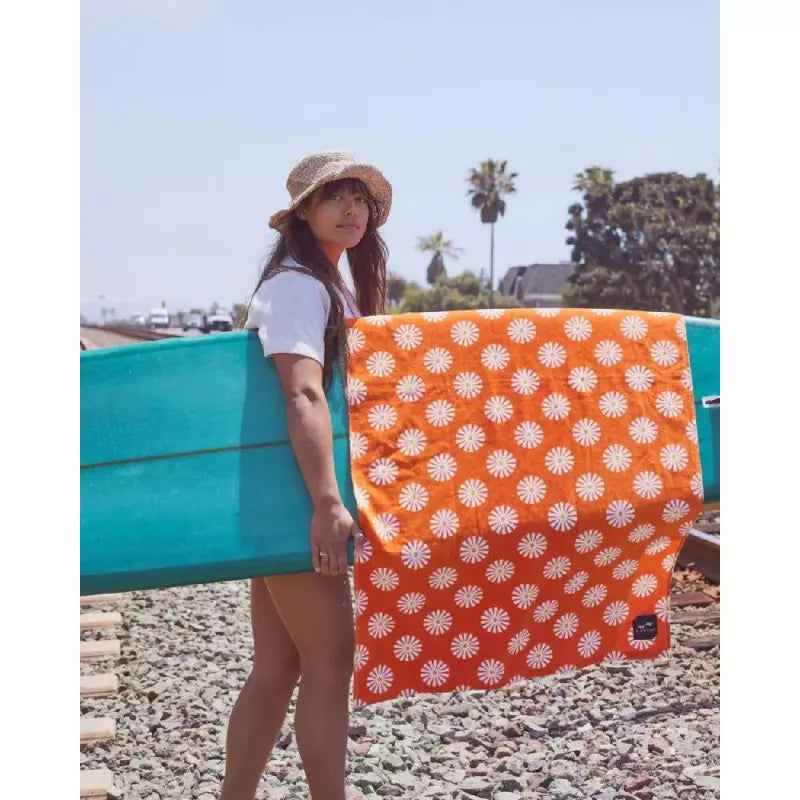 Sun-Dazed-Beach-Towel Red