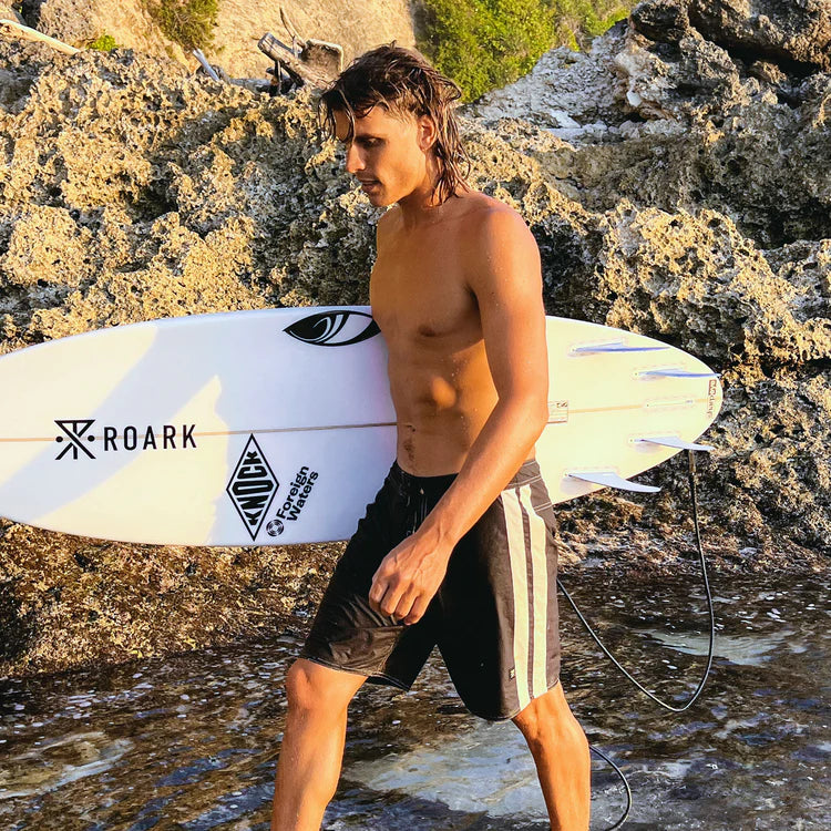 Passage Panel 18.5" Boardshorts Black/white