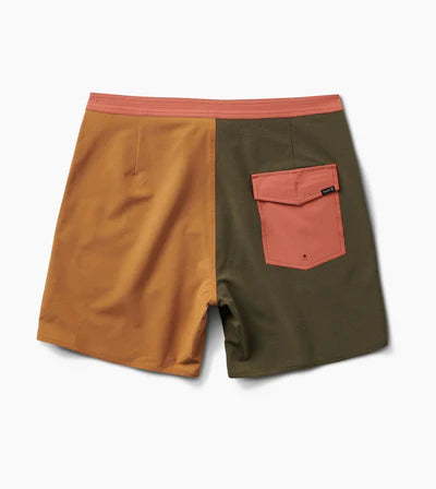 Chiller Boardshorts 17" Pignoli Brown